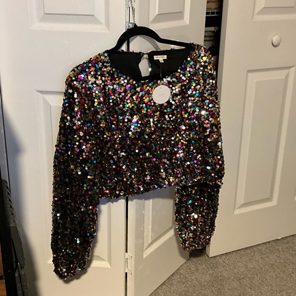 Tops - Vici sequin crop top new